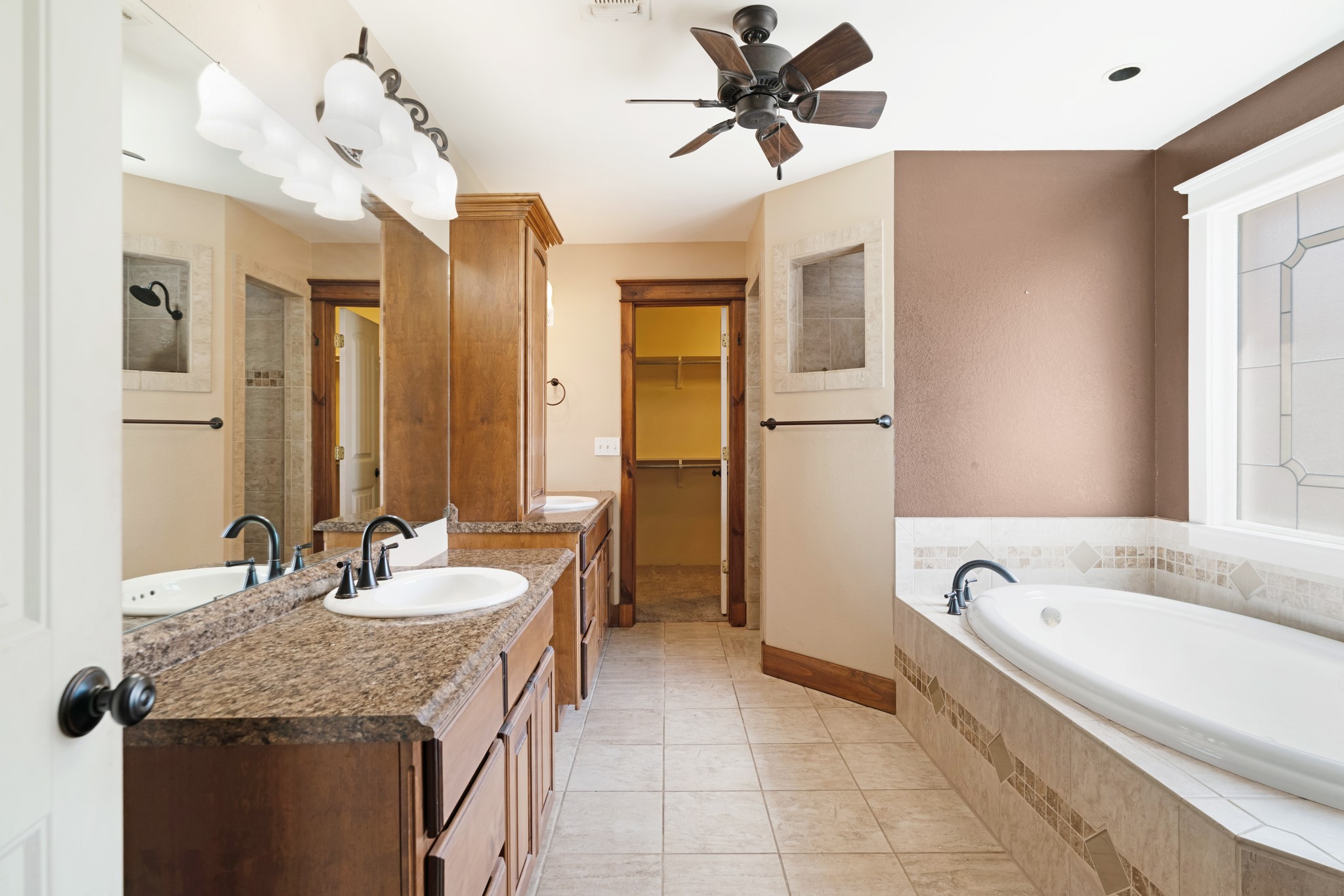 360 County Road 42570 Paris TX 75462