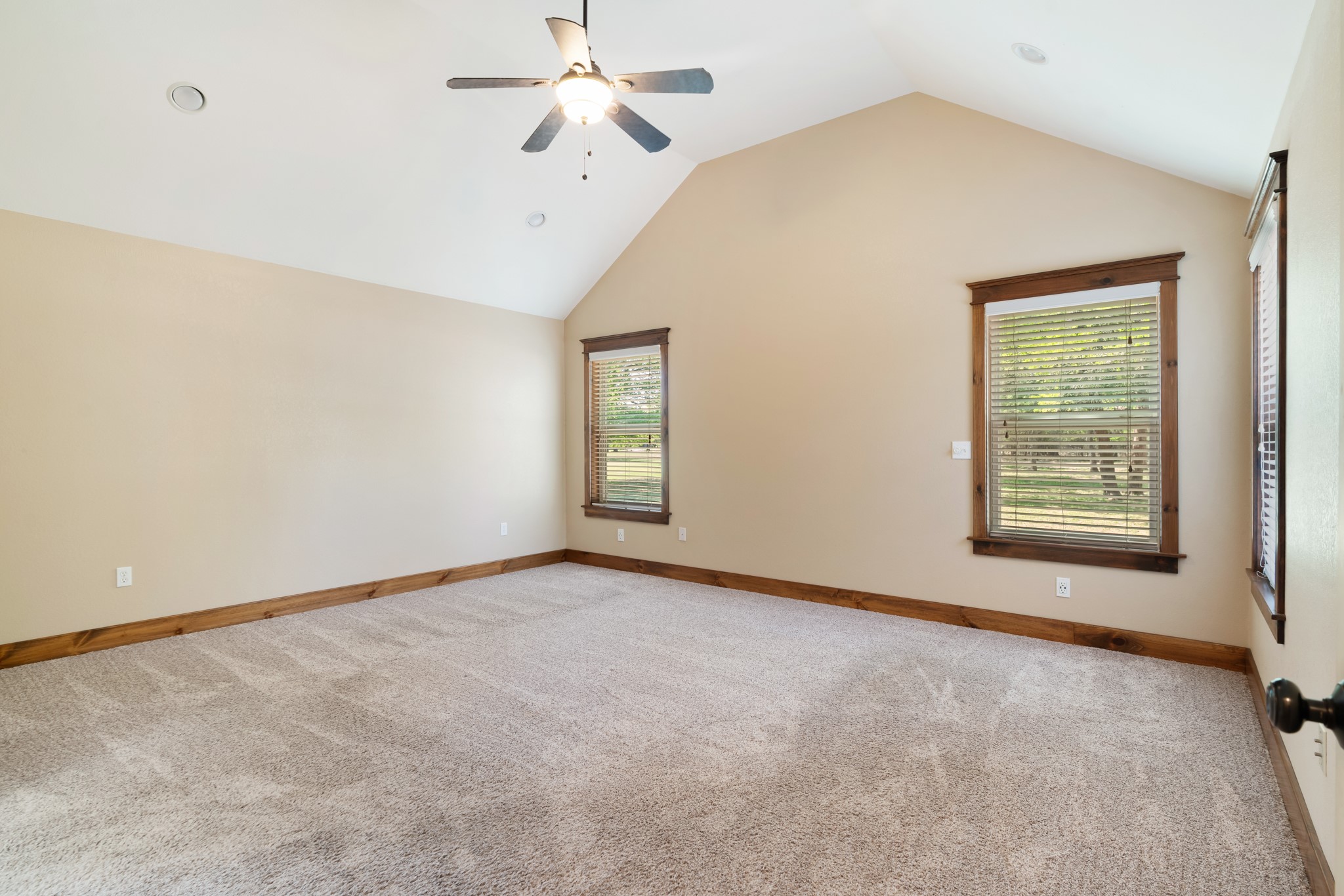 360 County Road 42570 Paris TX 75462