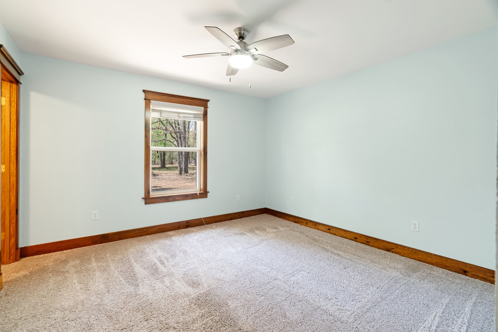 360 County Road 42570 Paris TX 75462