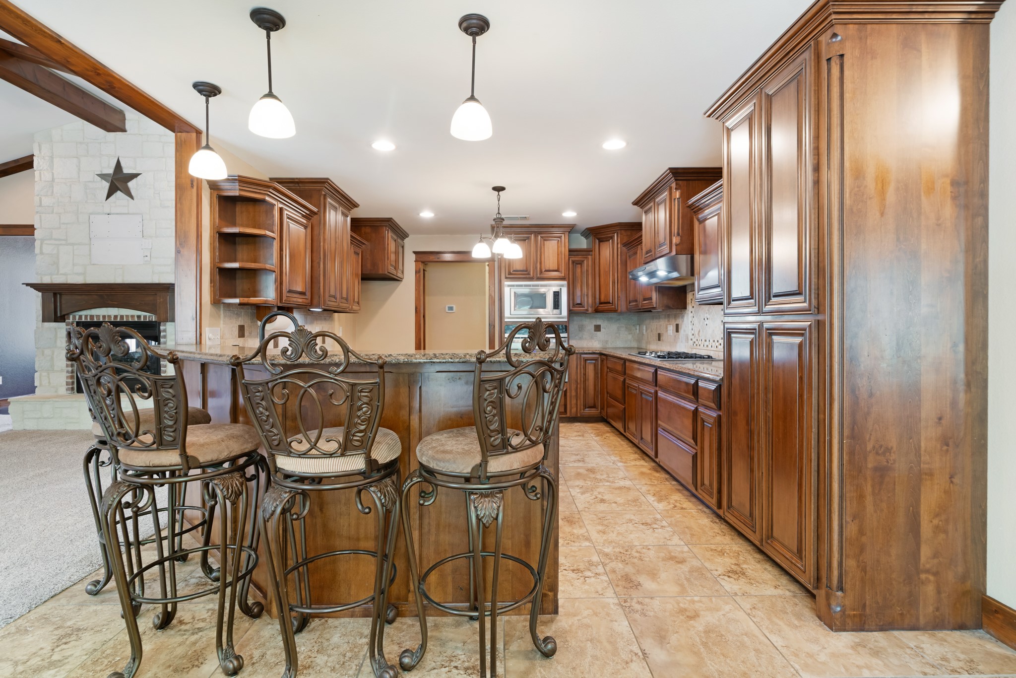 360 County Road 42570 Paris TX 75462