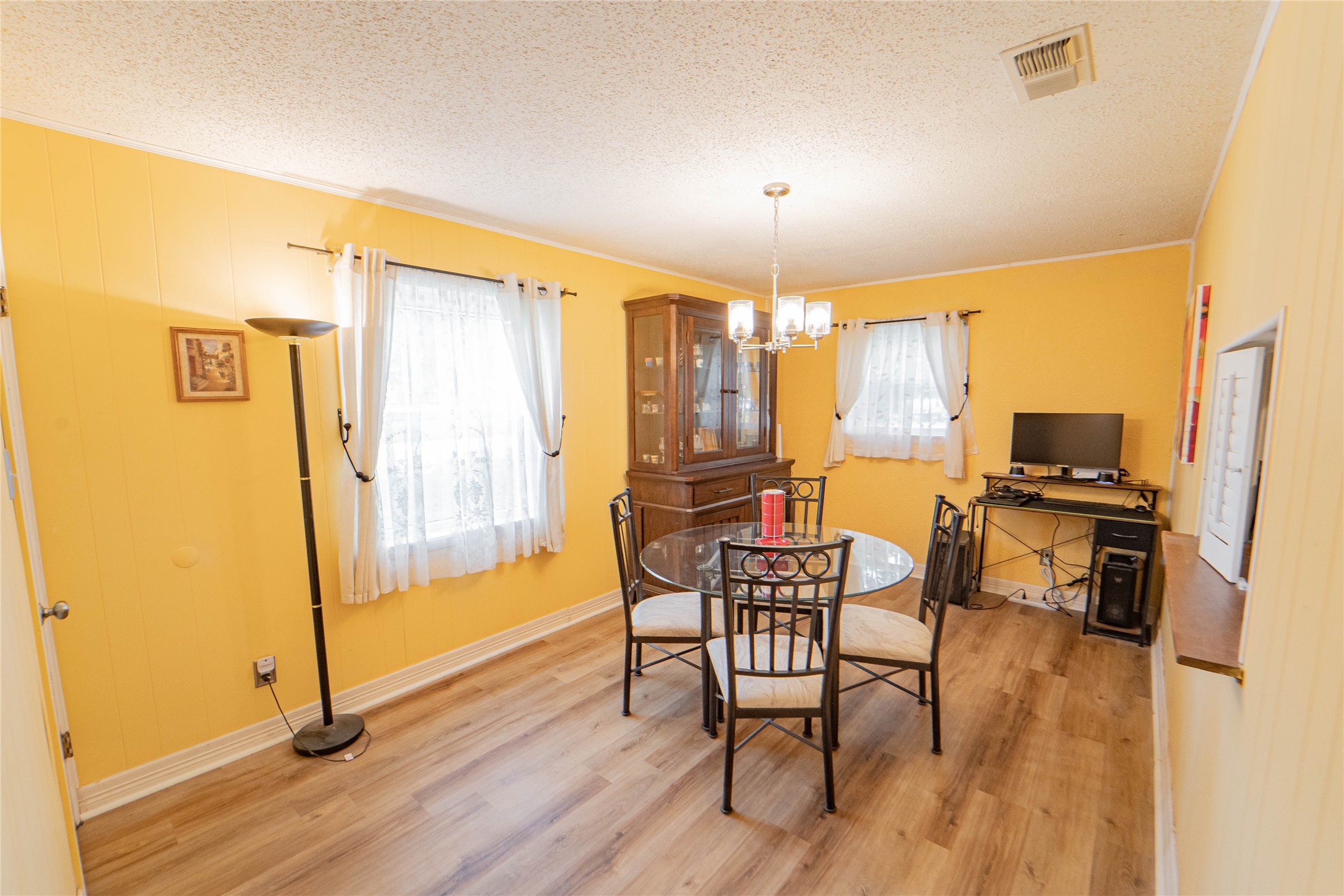 201 Westwood Street Breckenridge TX 76424