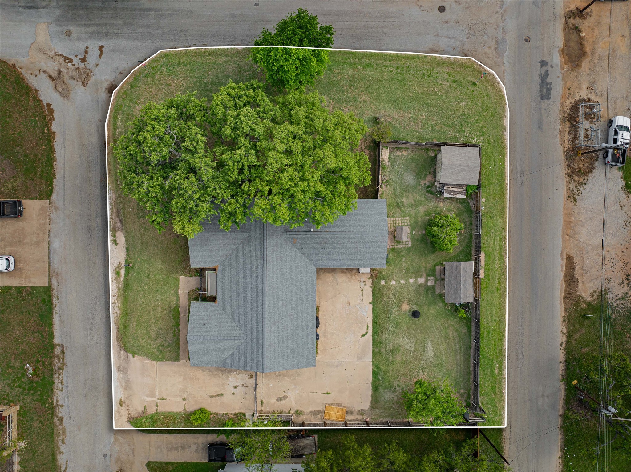 201 Westwood Street Breckenridge TX 76424