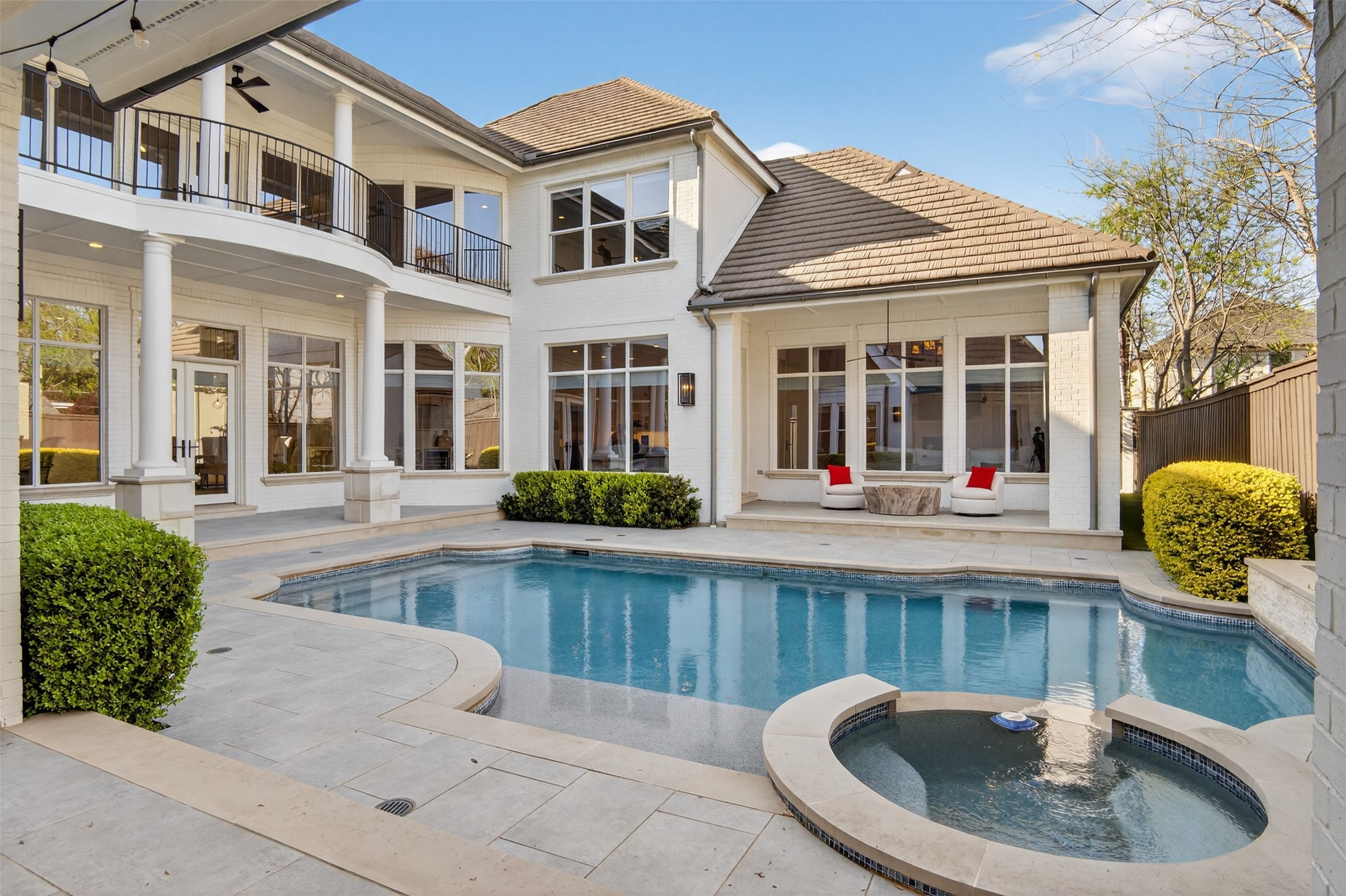 6011 Lakehurst Avenue Dallas TX 75230