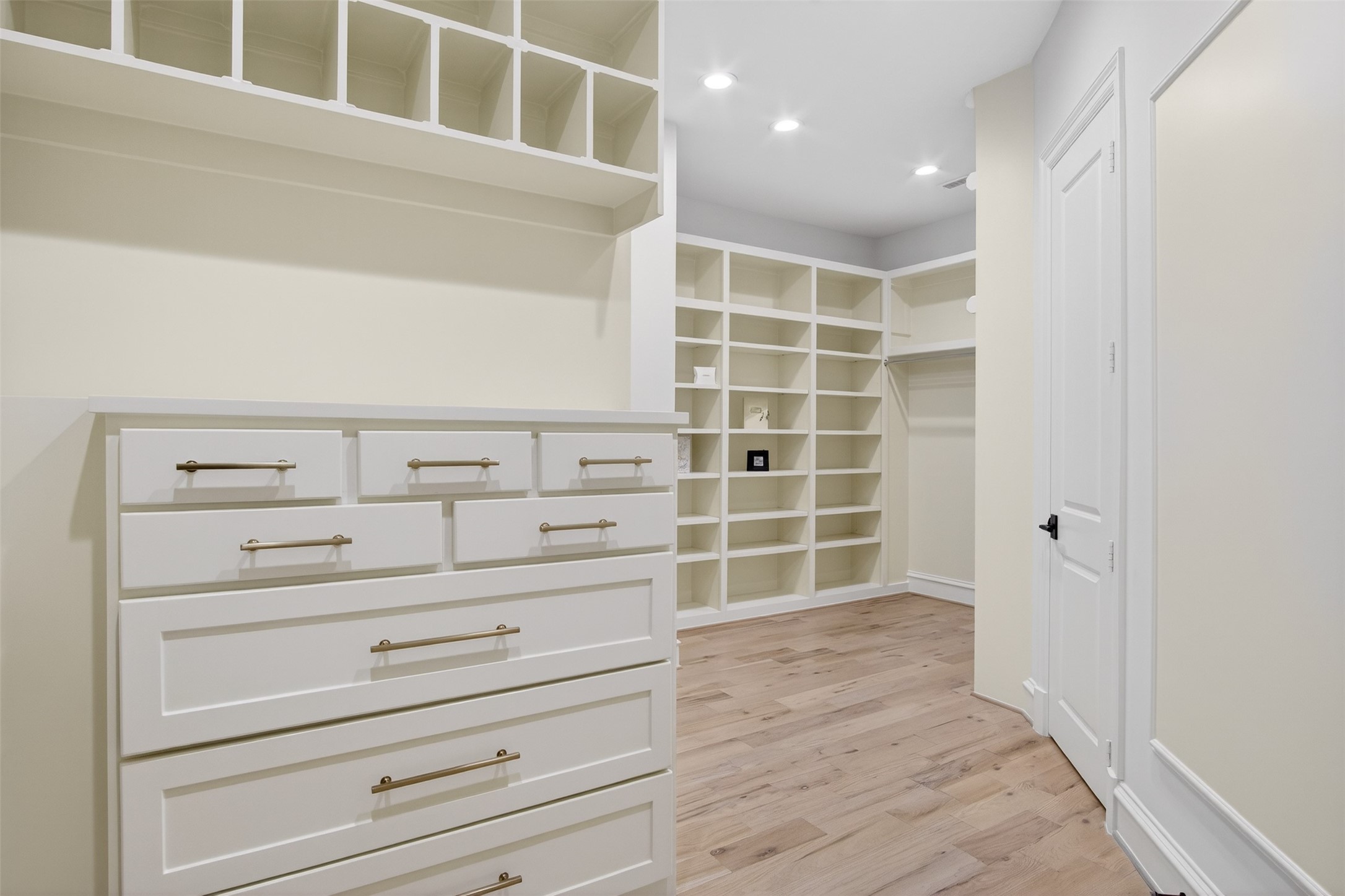 6011 Lakehurst Avenue Dallas TX 75230