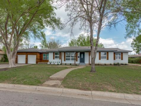 7313 Briley Drive North Richland Hills TX 76180