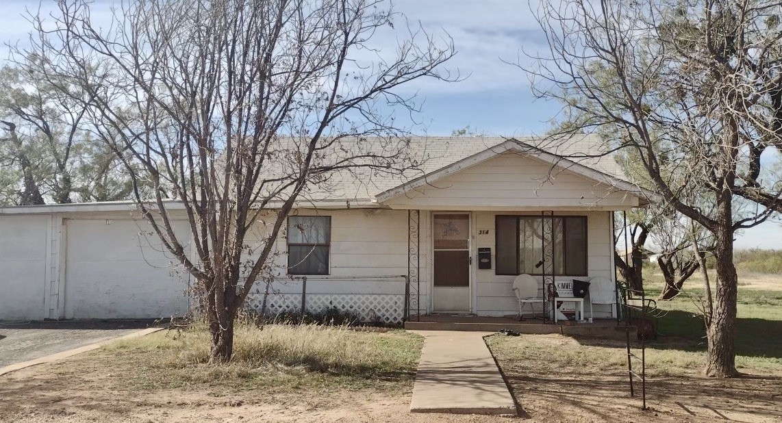 314 Avenue I Anson TX 79501