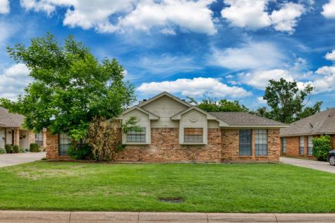 5317 Wild West Drive Arlington TX 76017