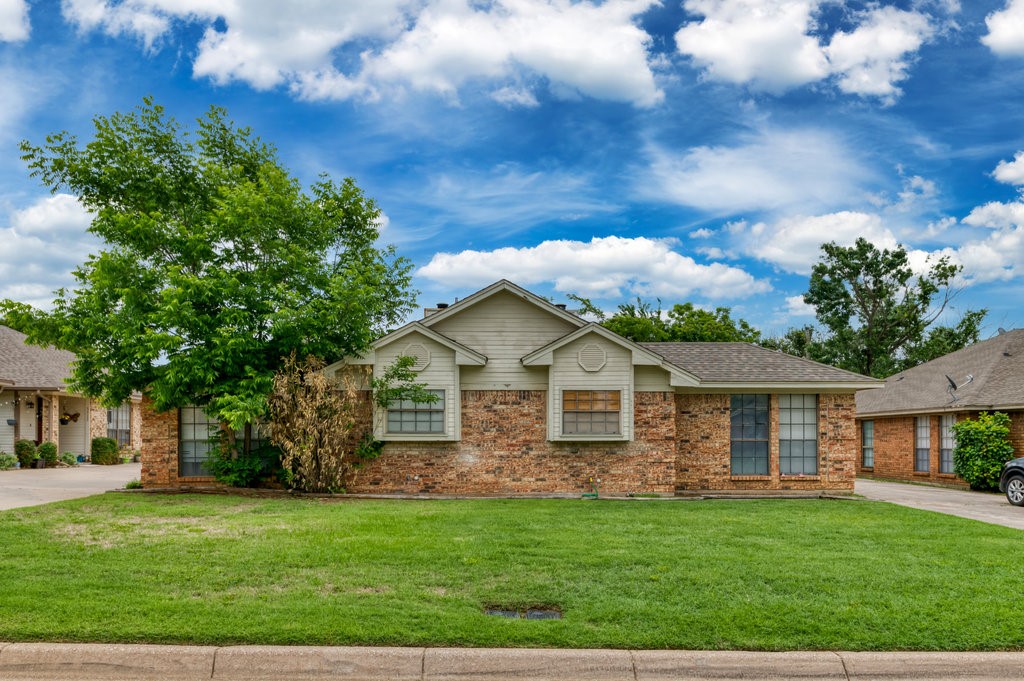 5317 Wild West Drive Arlington TX 76017