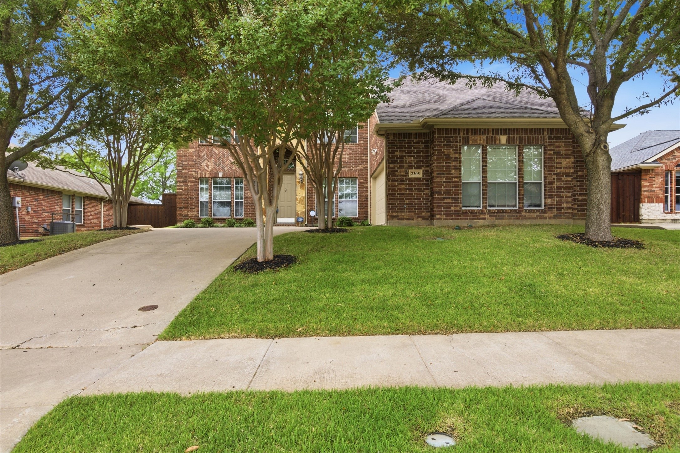 2305 Trickling Creek Drive Garland TX 75041
