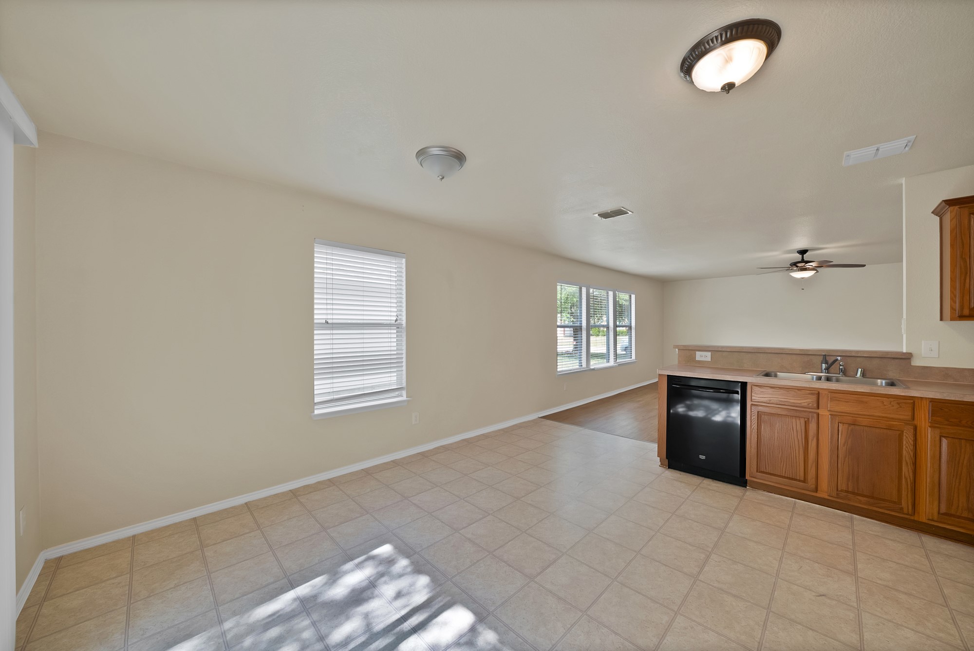 1405 Oak Hollow Lane Anna TX 75409