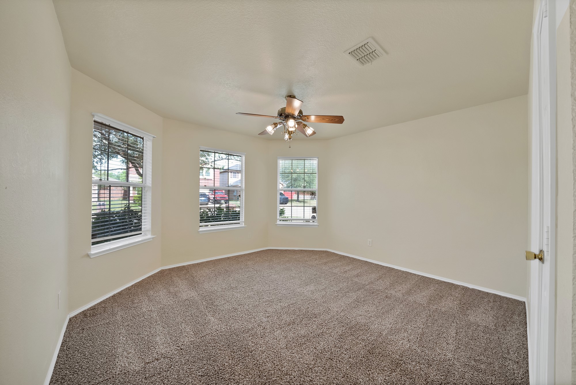 1405 Oak Hollow Lane Anna TX 75409