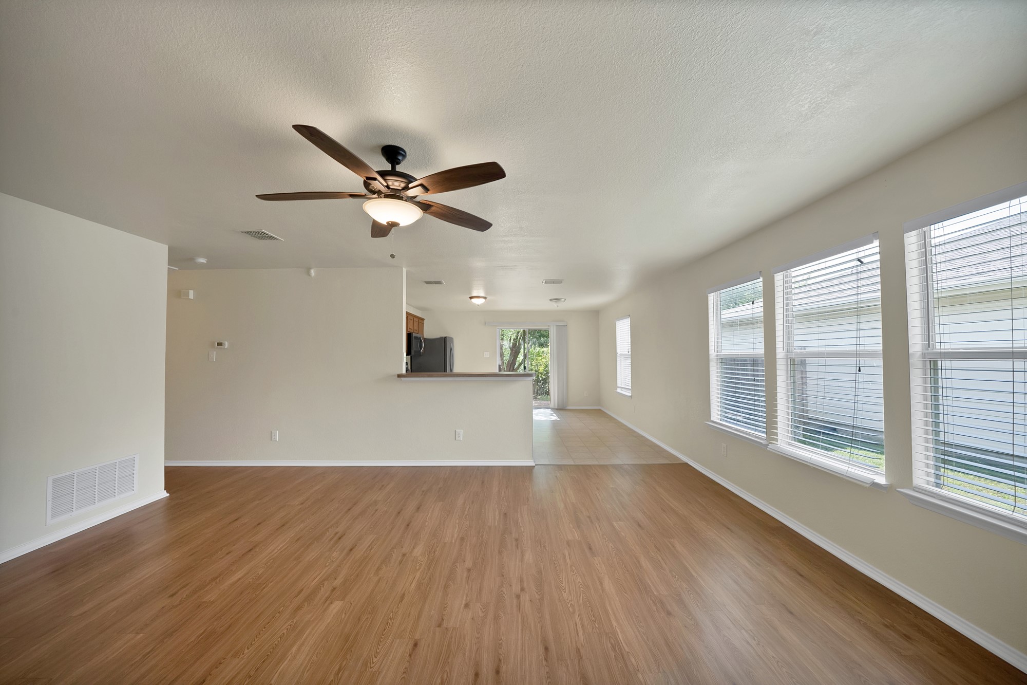 1405 Oak Hollow Lane Anna TX 75409