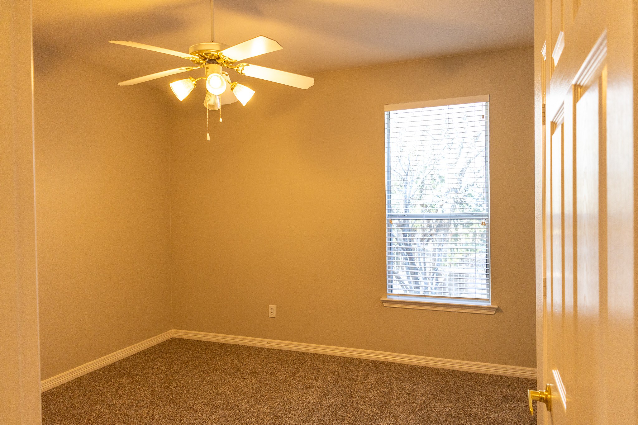 2222 Creek Side Drive Weatherford TX 76087