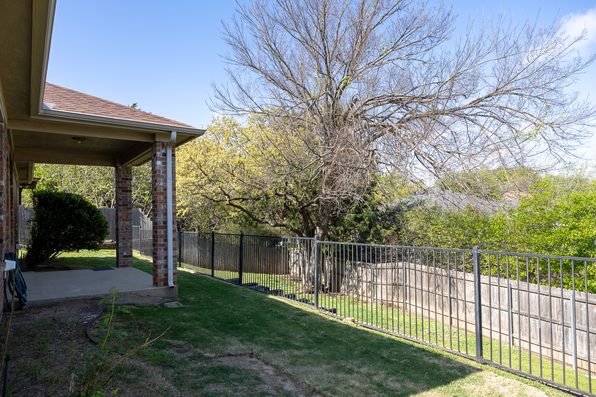 2222 Creek Side Drive Weatherford TX 76087