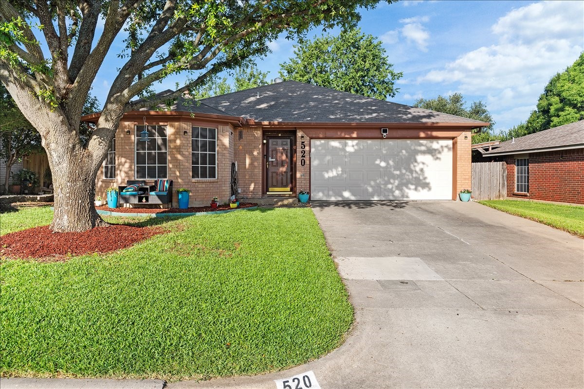 520 Hollyberry Drive Mansfield TX 76063