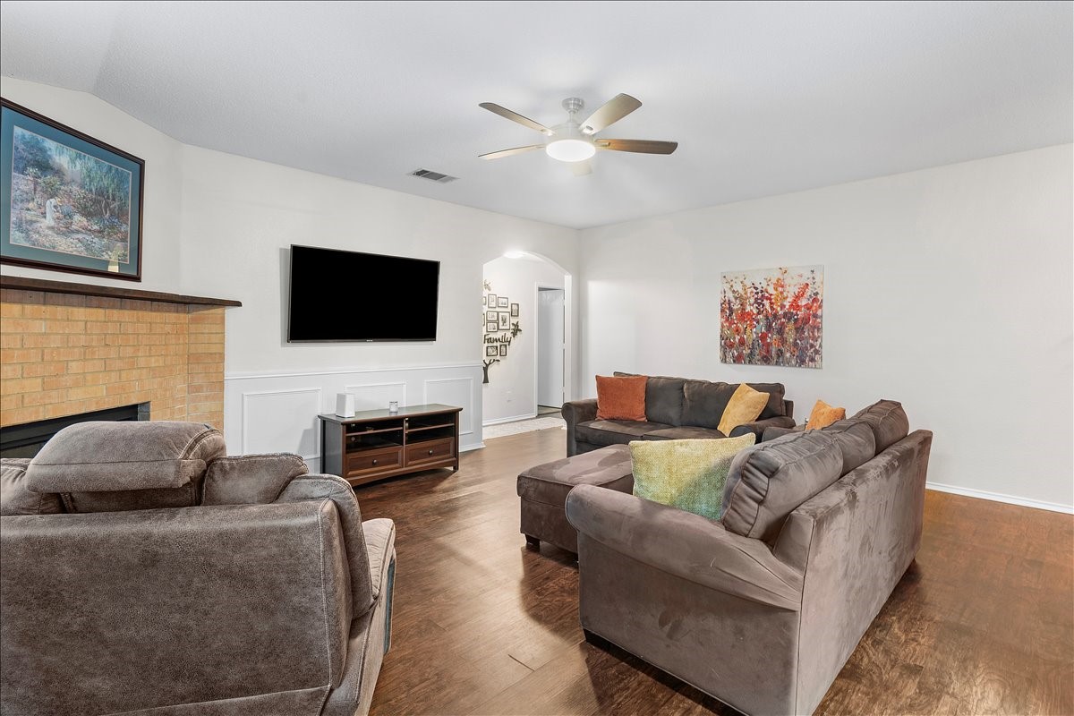 520 Hollyberry Drive Mansfield TX 76063