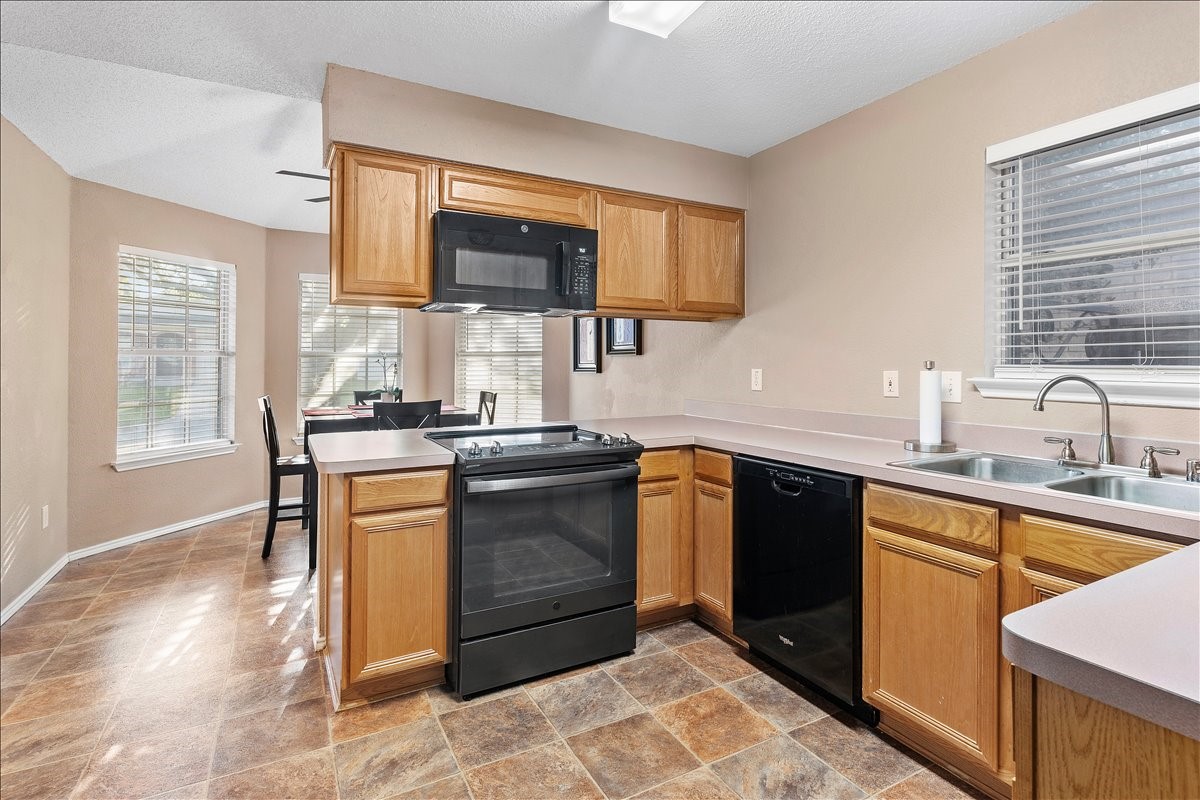 520 Hollyberry Drive Mansfield TX 76063