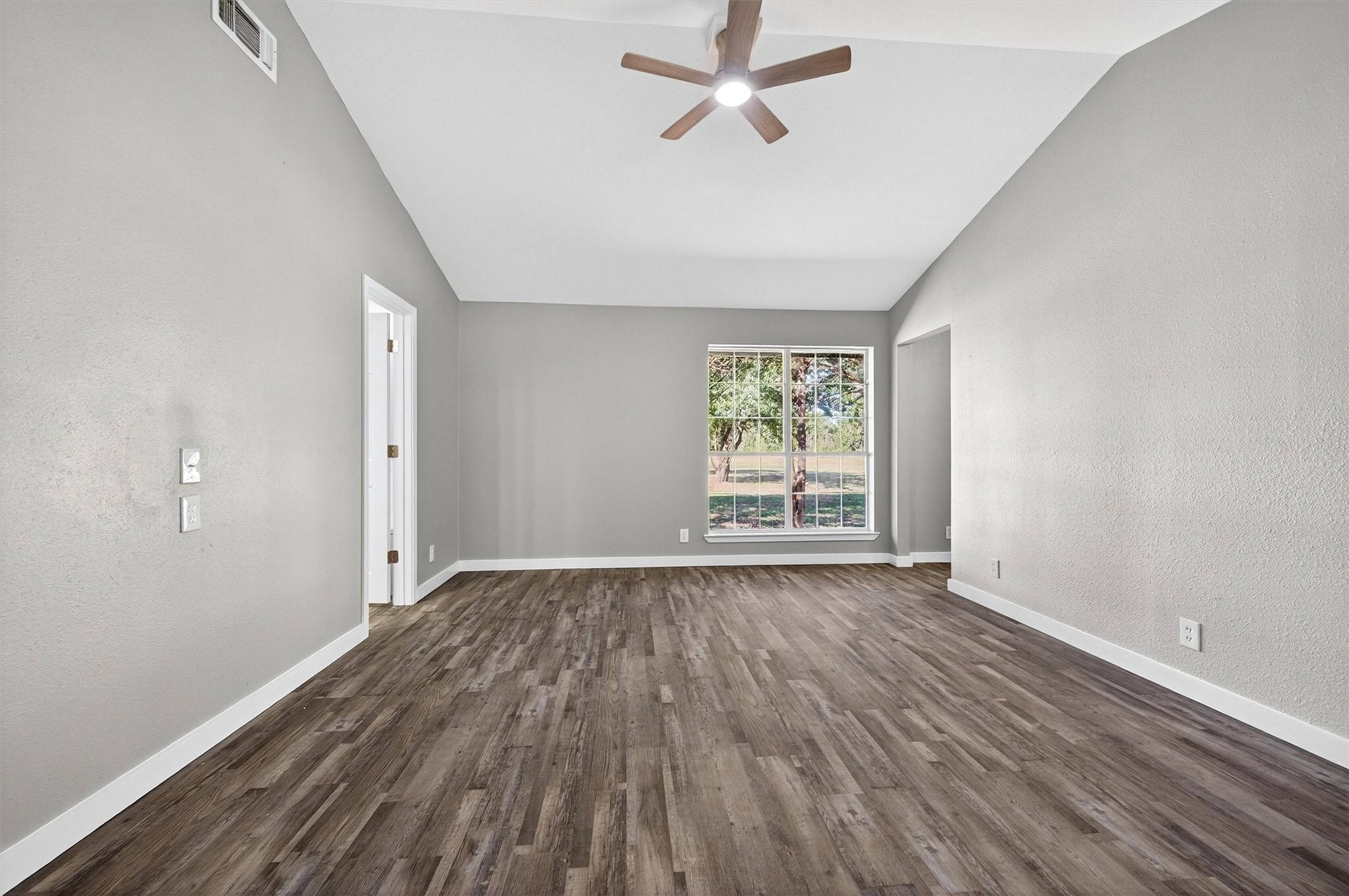 5023 W Line Road Whitesboro TX 76273