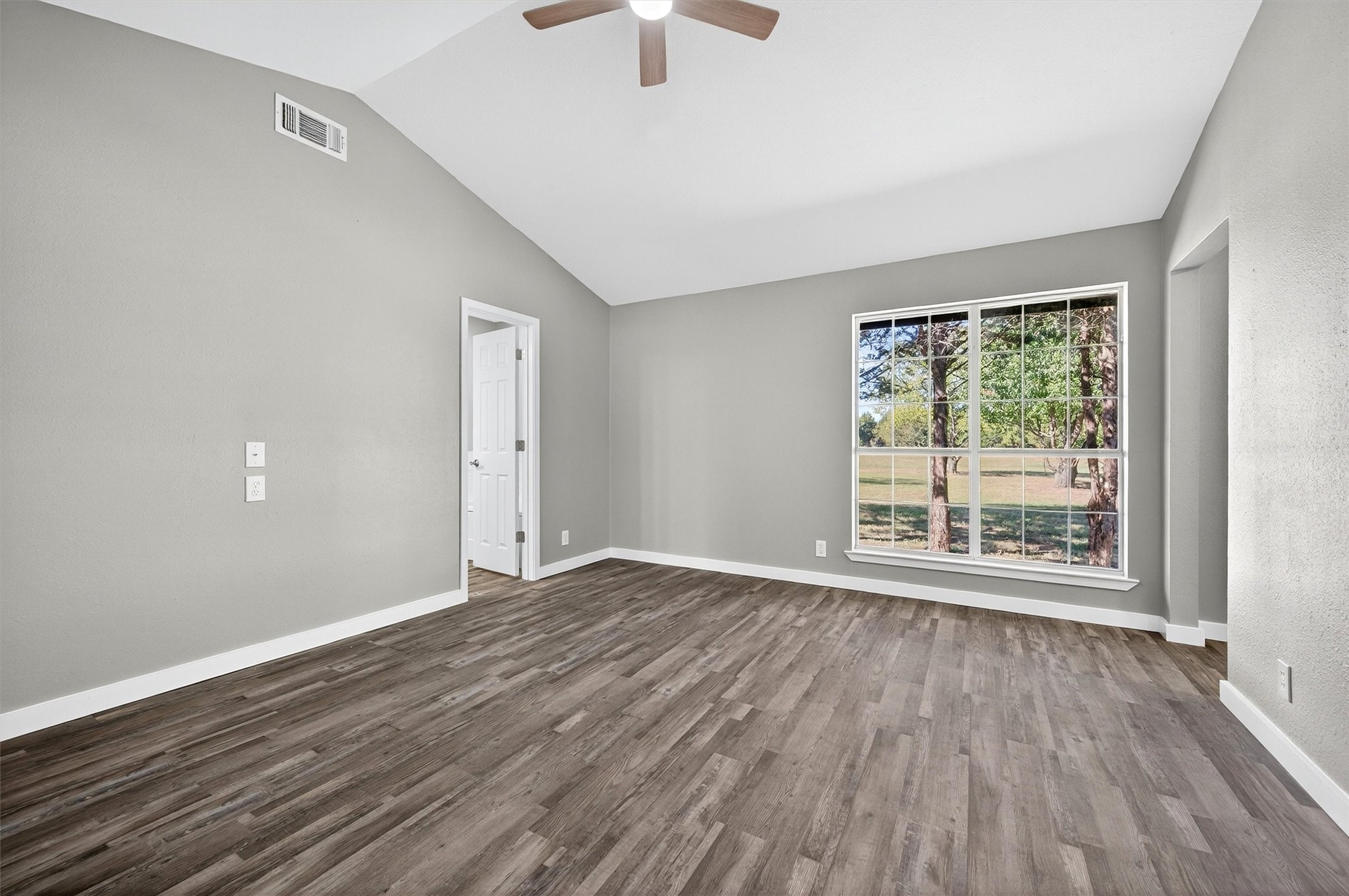 5023 W Line Road Whitesboro TX 76273