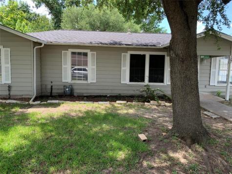 107 W Church Street Crandall TX 75114