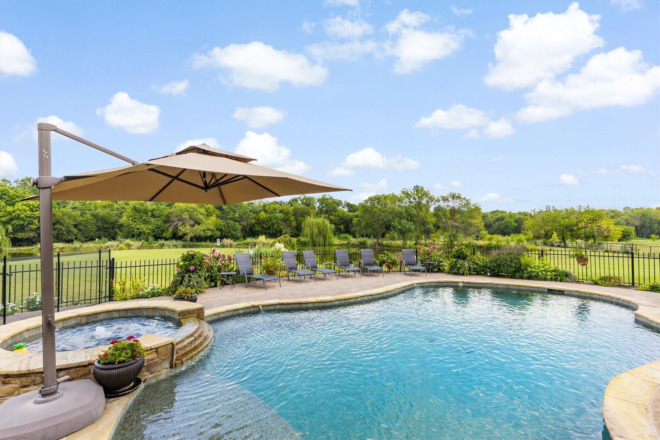 539 Ridge Point Drive Heath TX 75126