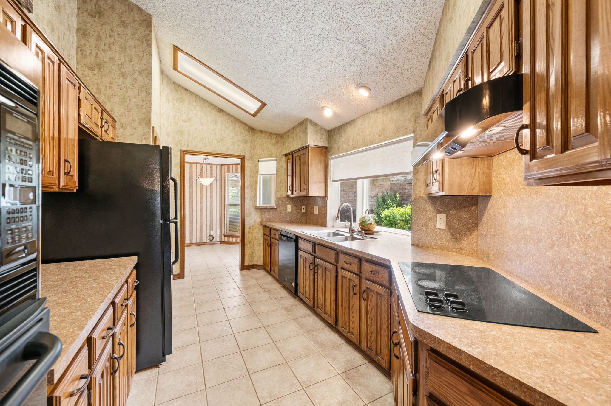 2211 Marvin Gardens Street Arlington TX 76011