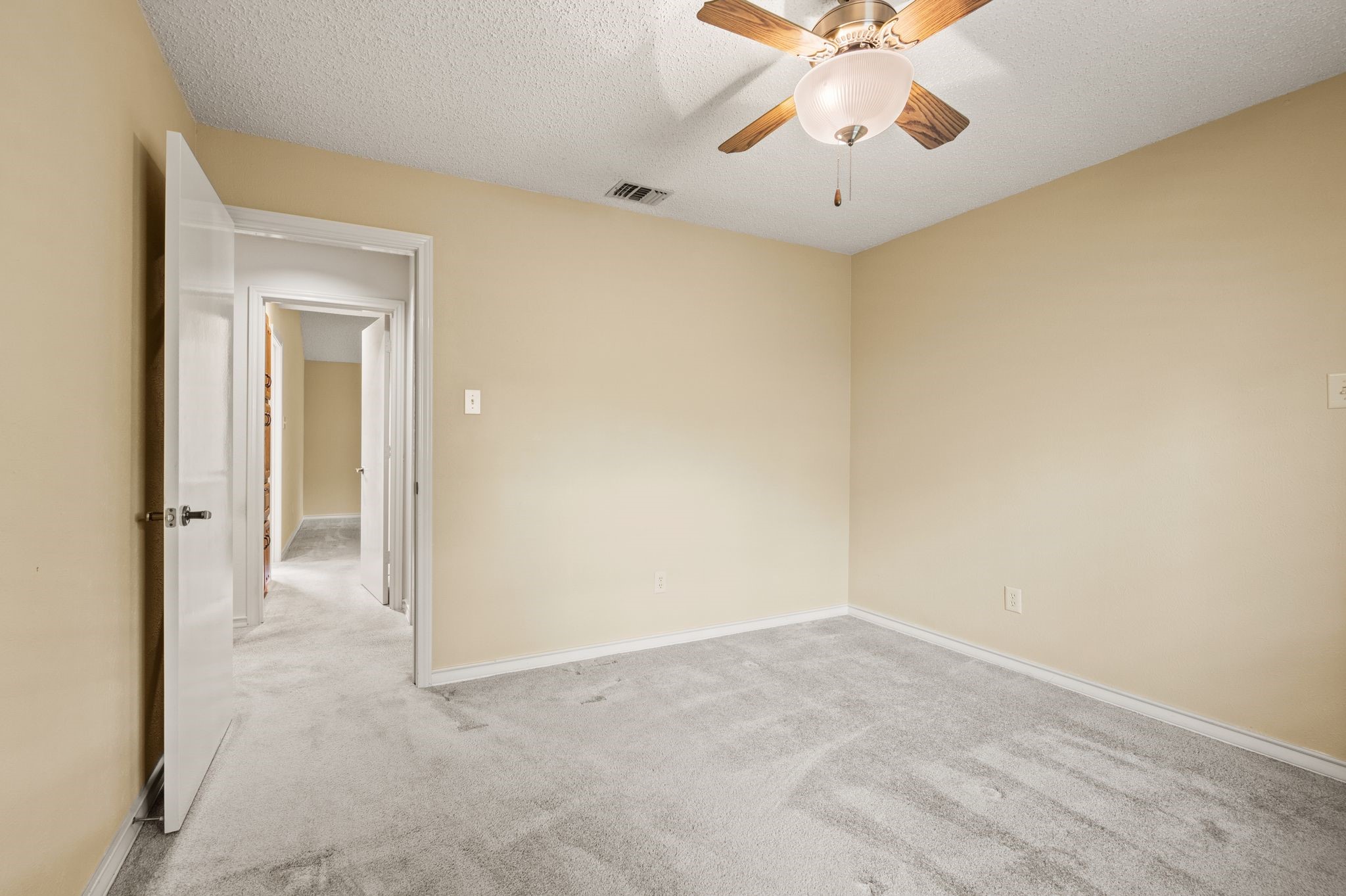 2211 Marvin Gardens Street Arlington TX 76011