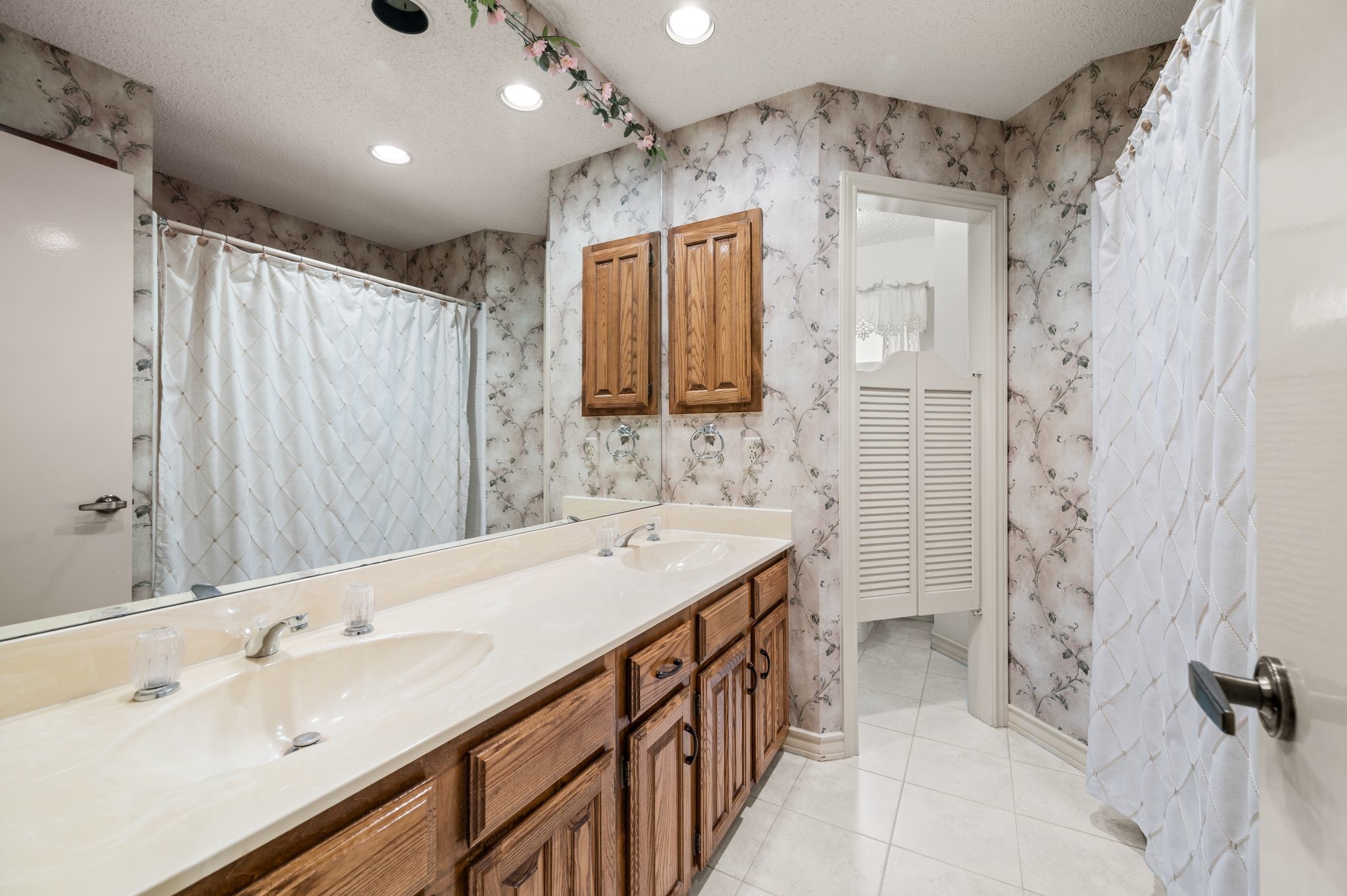 2211 Marvin Gardens Street Arlington TX 76011