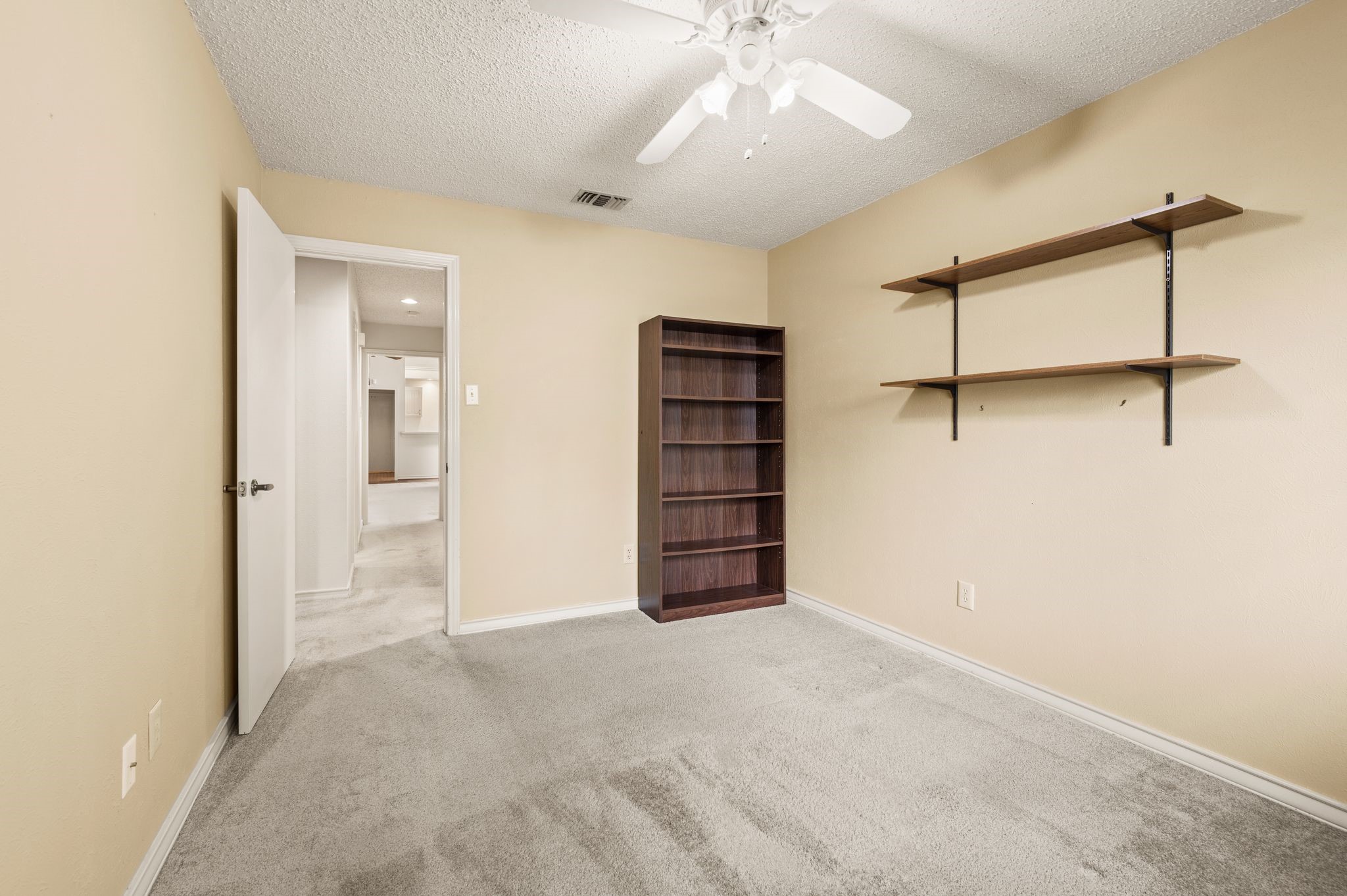 2211 Marvin Gardens Street Arlington TX 76011