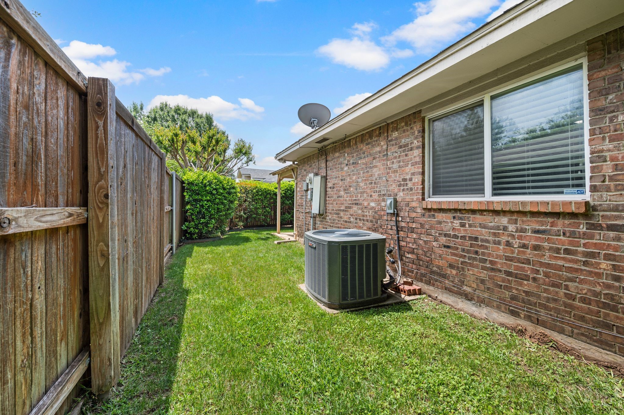 2211 Marvin Gardens Street Arlington TX 76011