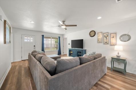 203 County Road 3124a Corsicana TX 75109