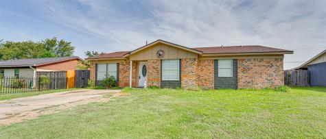 3717 Ambassador Way Balch Springs TX 75180