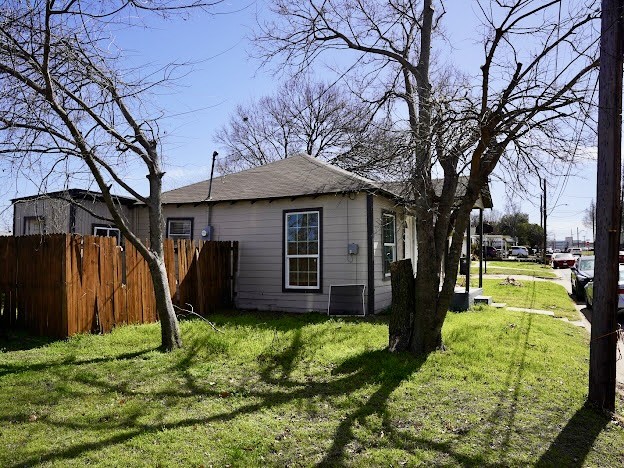 515 Taylor Street Arlington TX 76011