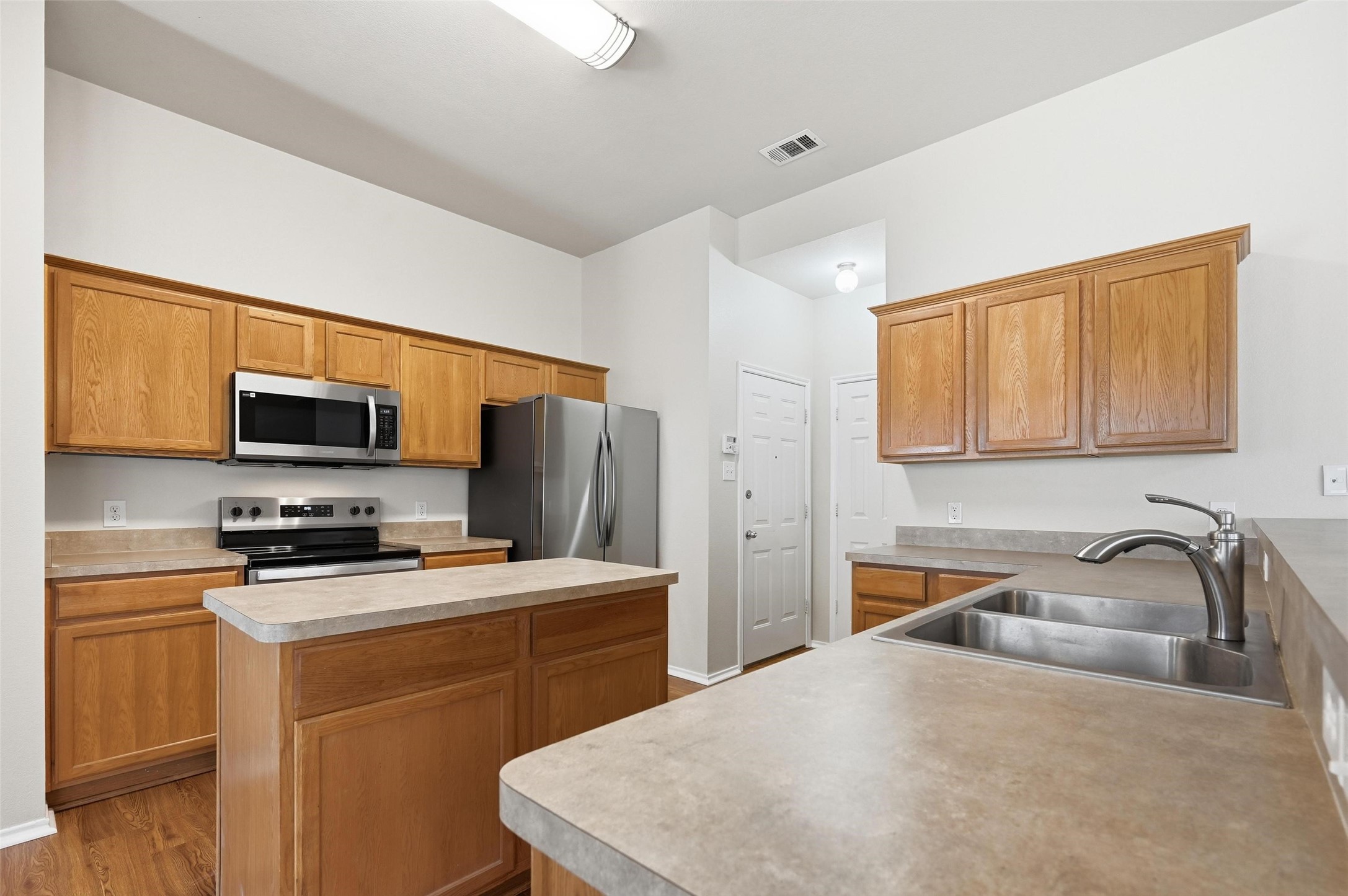 113 Creekview Drive Anna TX 75409
