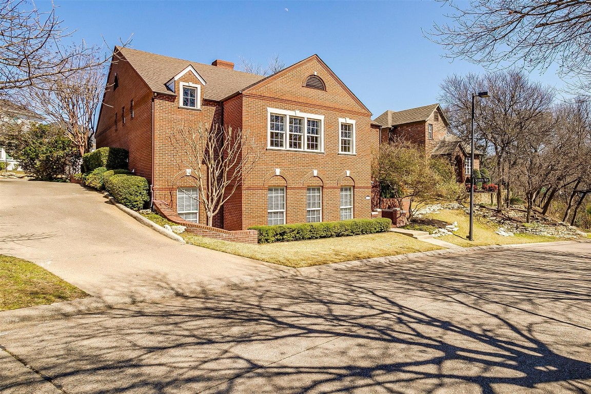 1112 Scotts Way Fort Worth TX 76111