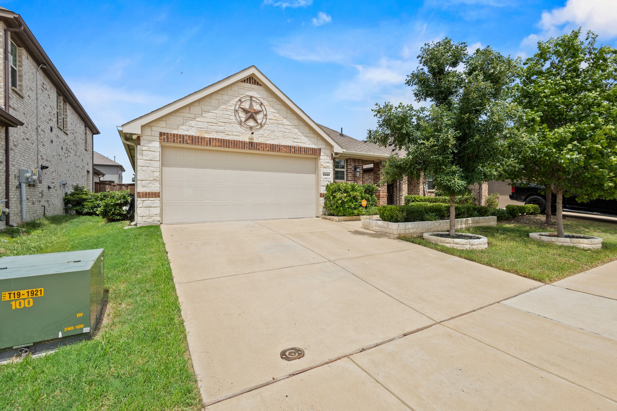 2550 Pettus Drive Forney TX 75126