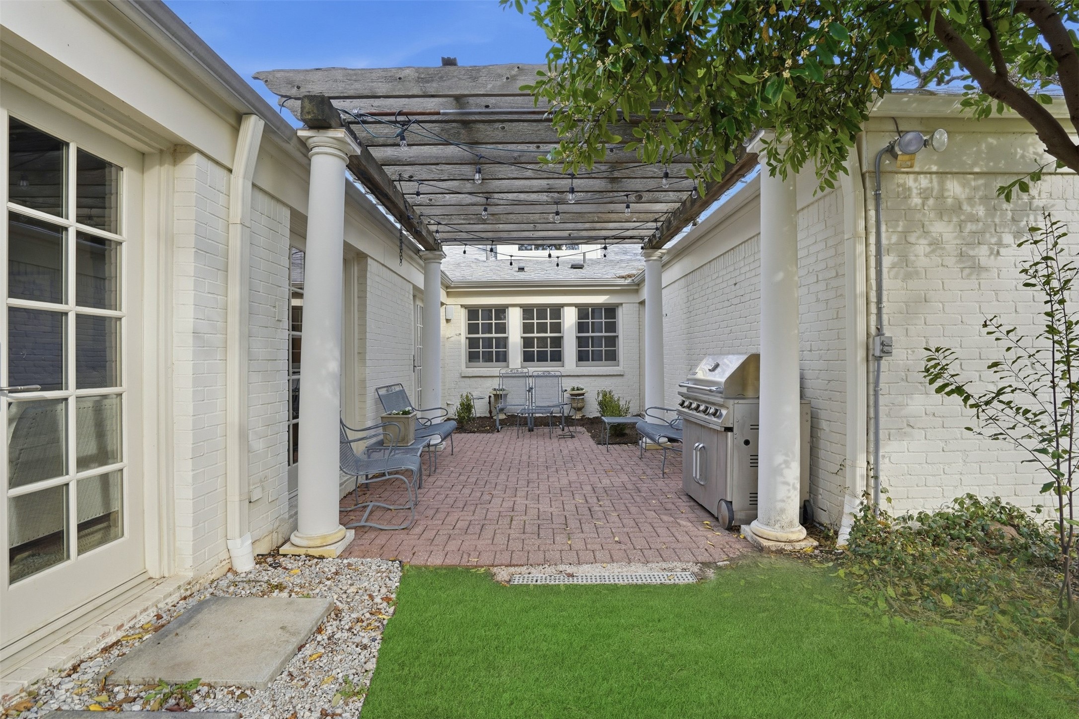 333 Eastwood Avenue Fort Worth TX 76107