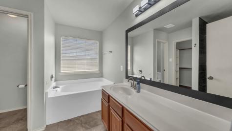 9609 Maryville Lane Fort Worth TX 76108