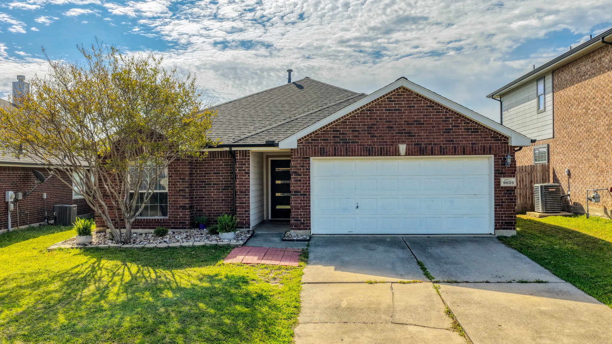 9609 Maryville Lane Fort Worth TX 76108