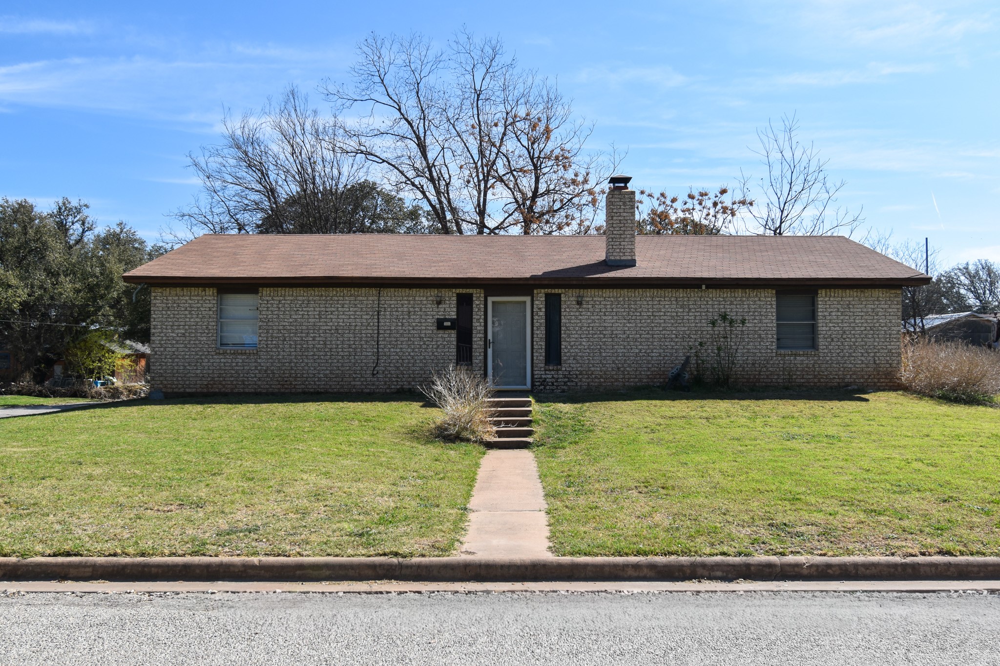 1801 S College Street Brady TX 76825