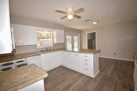 1801 S College Street Brady TX 76825