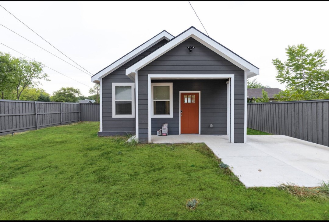 1606 W 12th Street Dallas TX 75208