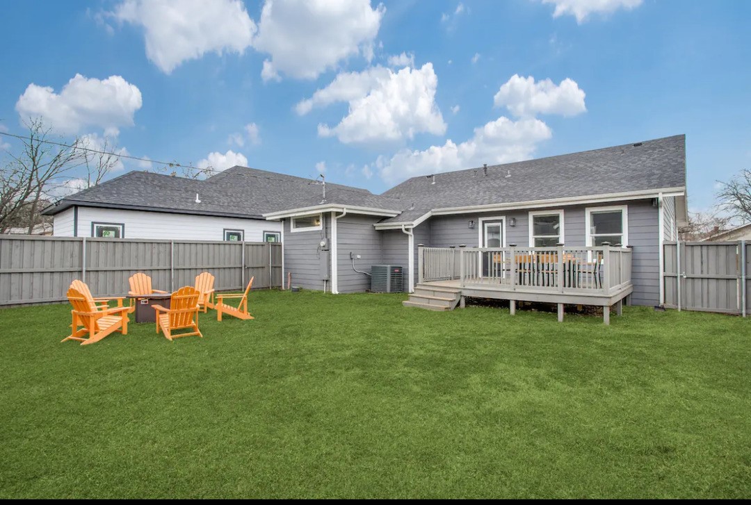 1606 W 12th Street Dallas TX 75208