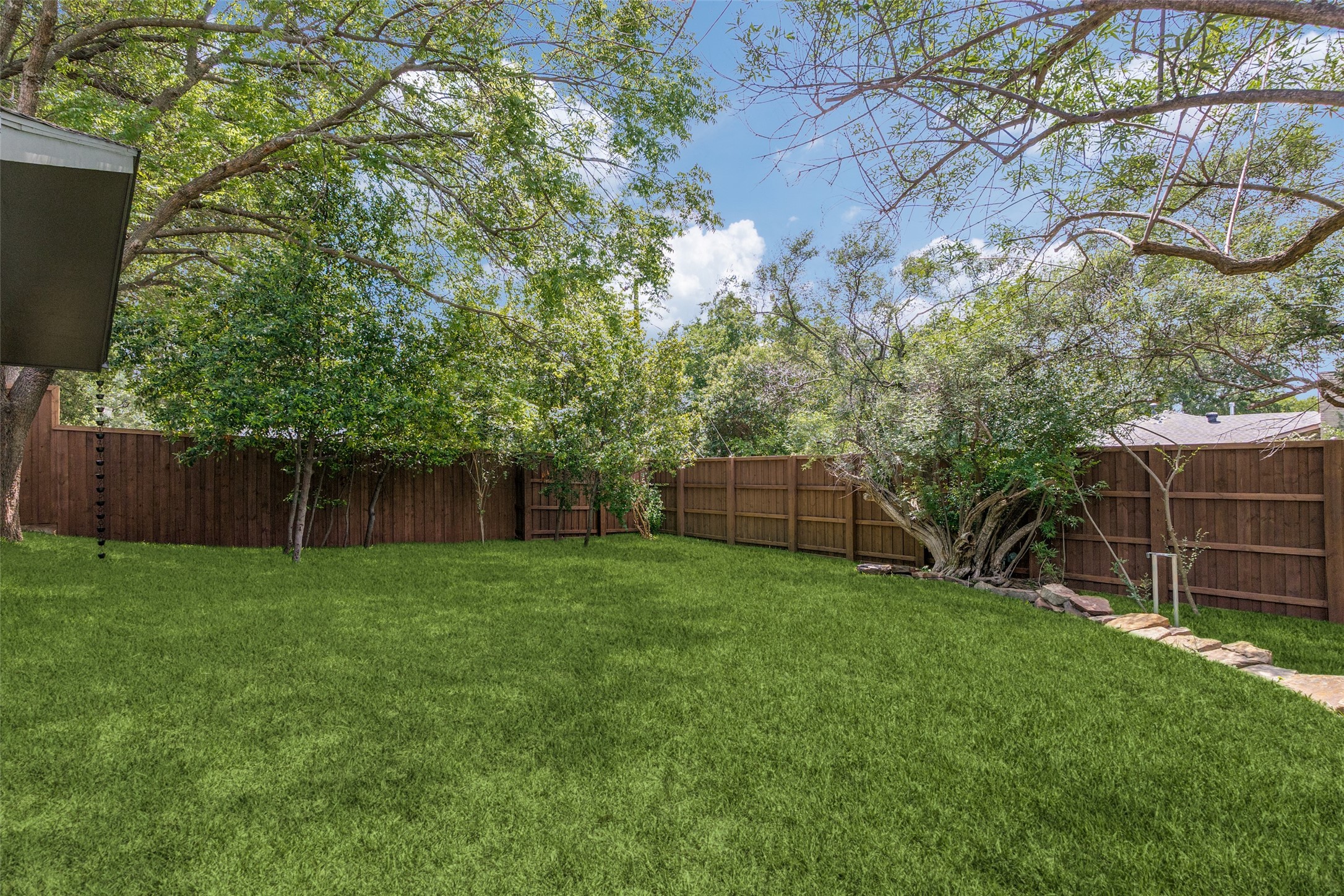 10757 Saint Lazare Drive Dallas TX 75229