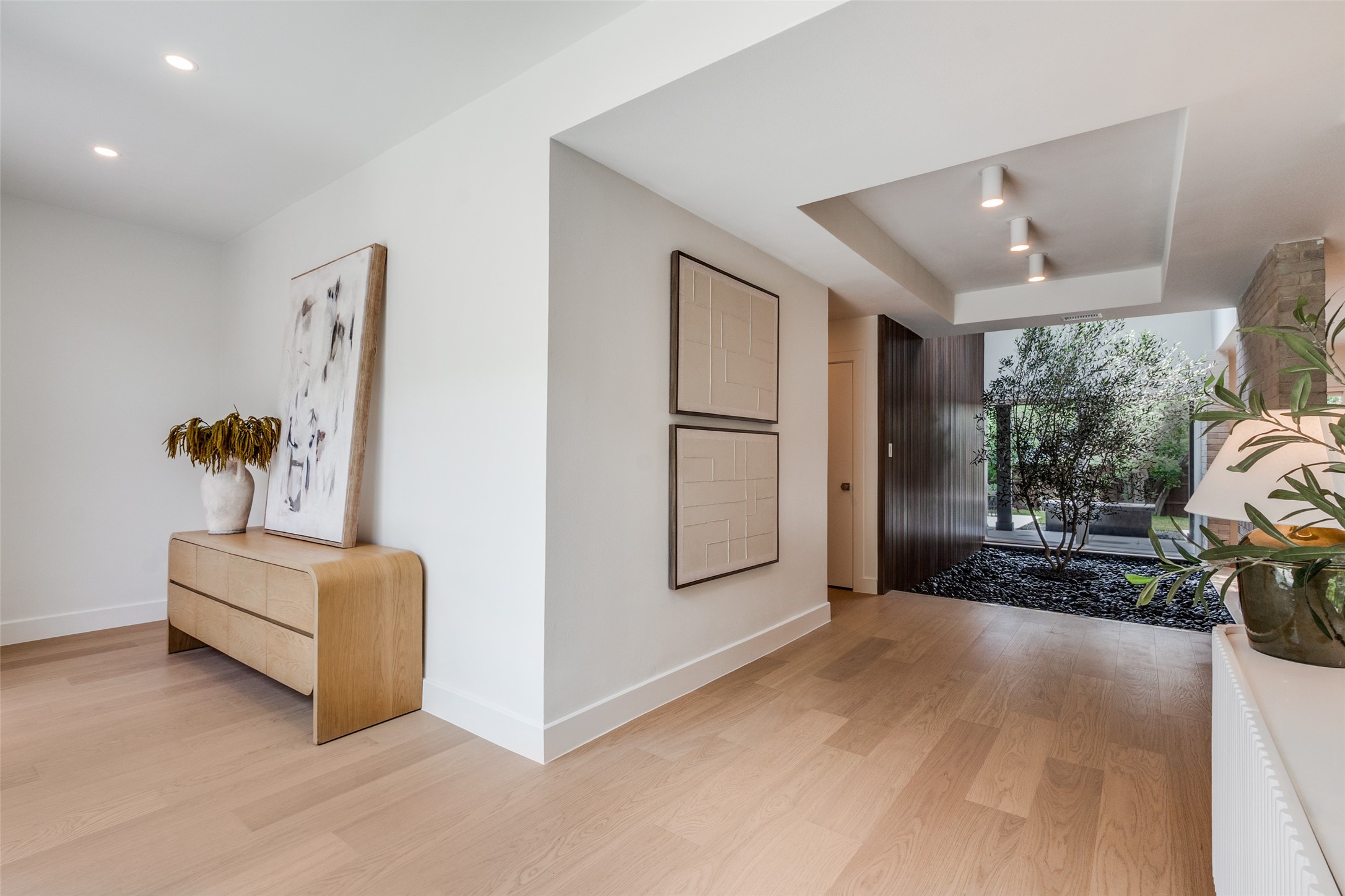 10757 Saint Lazare Drive Dallas TX 75229