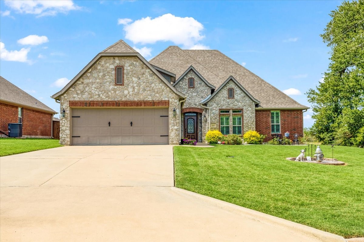 2501 W Center Street Sherman TX 75092