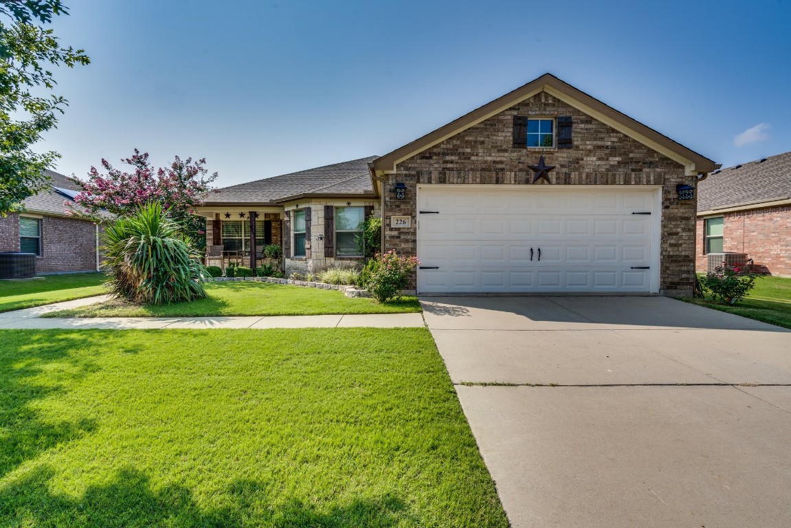 226 Bear Trail Waxahachie TX 75165