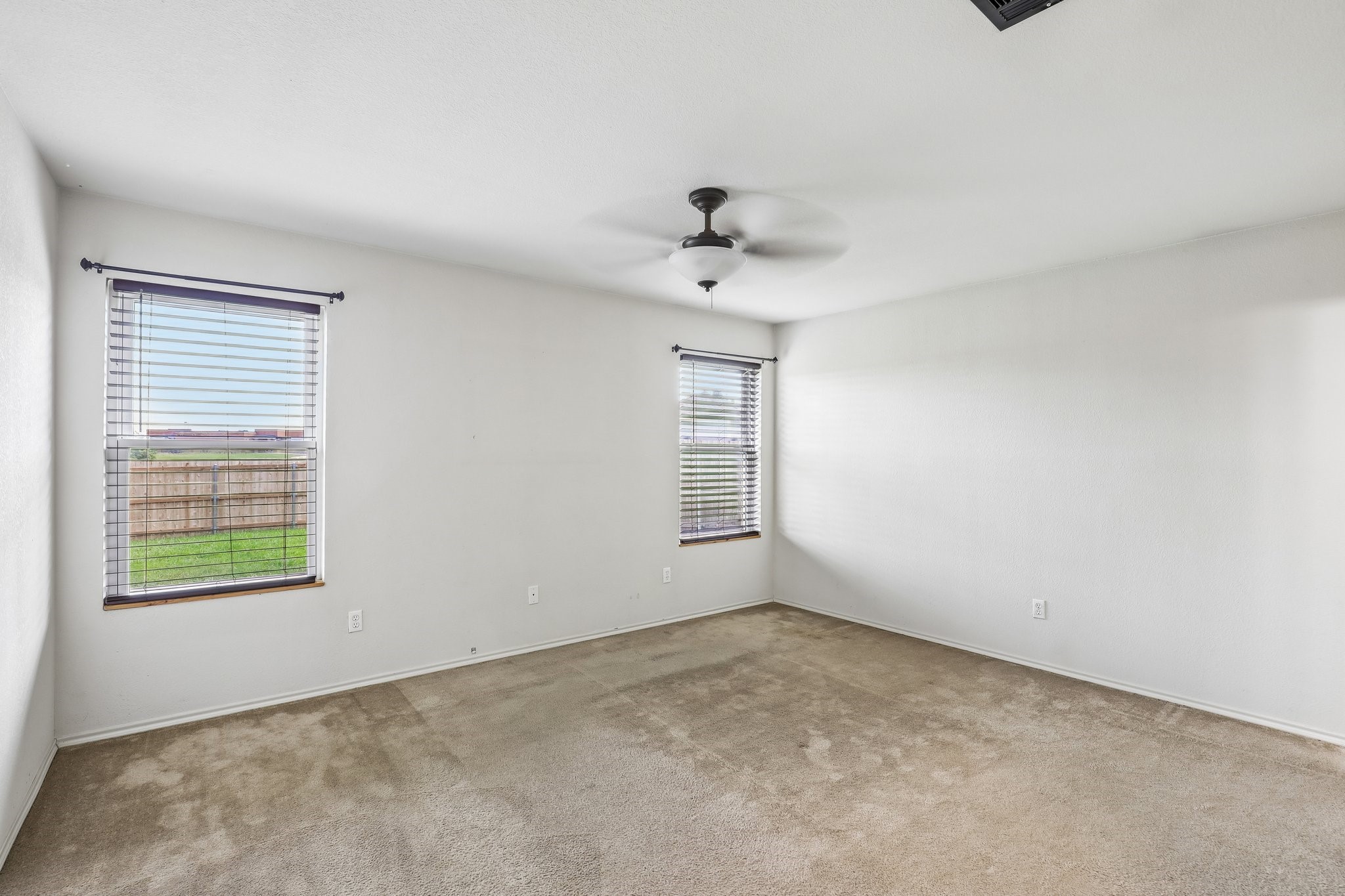 8111 Macgregor Drive Arlington TX 76002