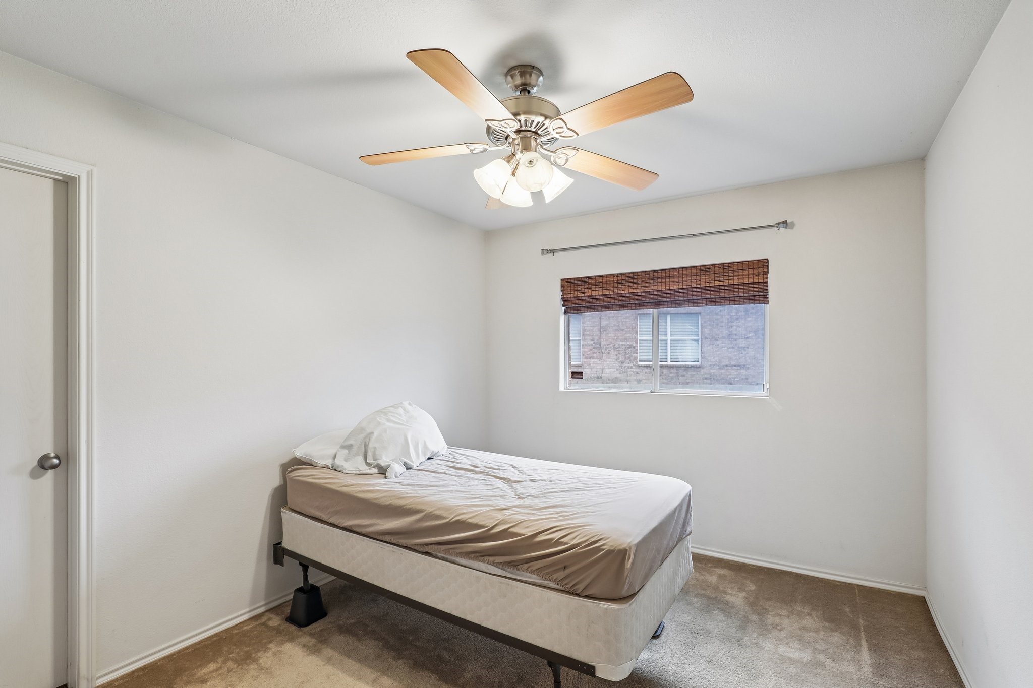 8111 Macgregor Drive Arlington TX 76002