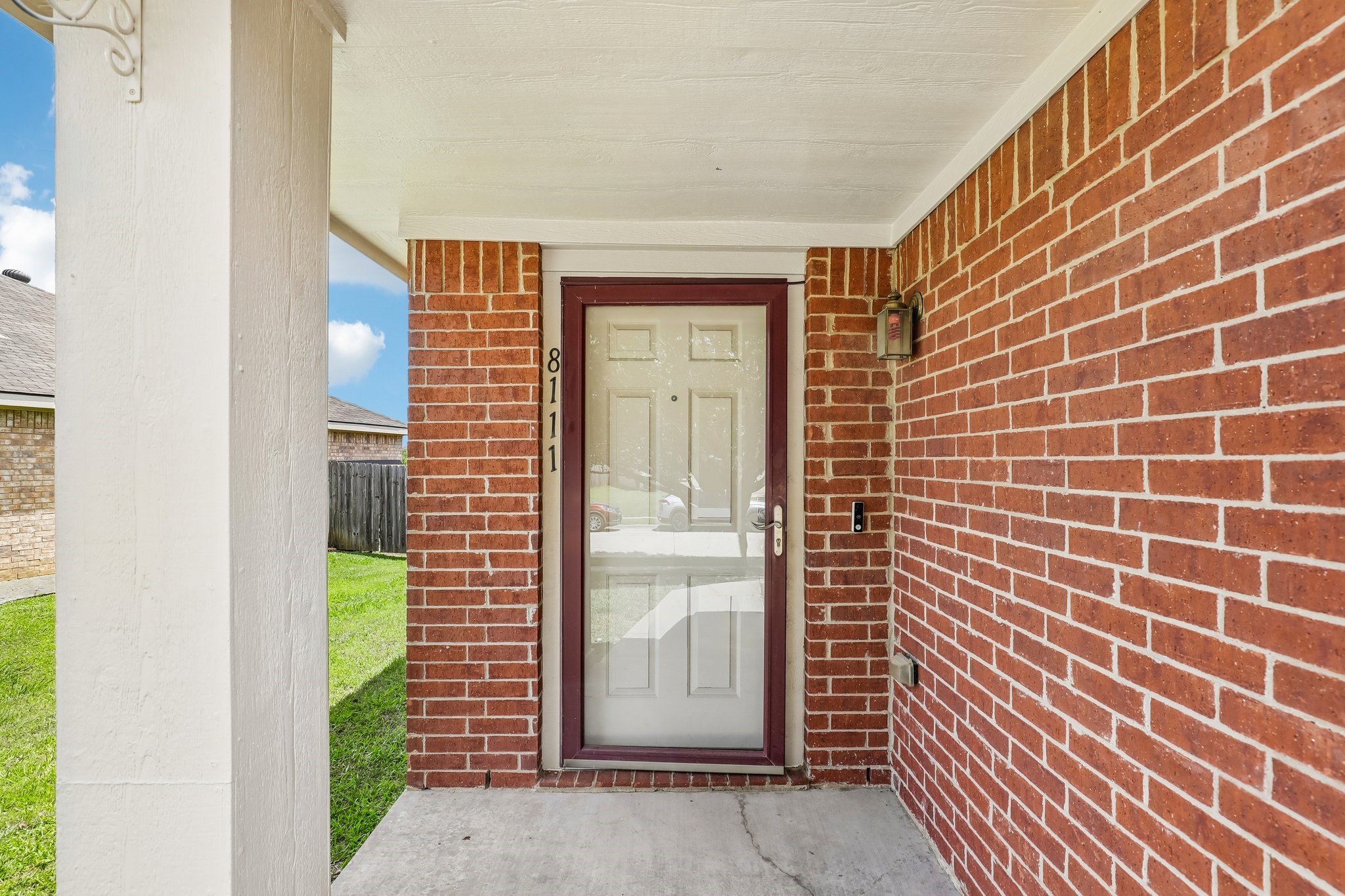 8111 Macgregor Drive Arlington TX 76002